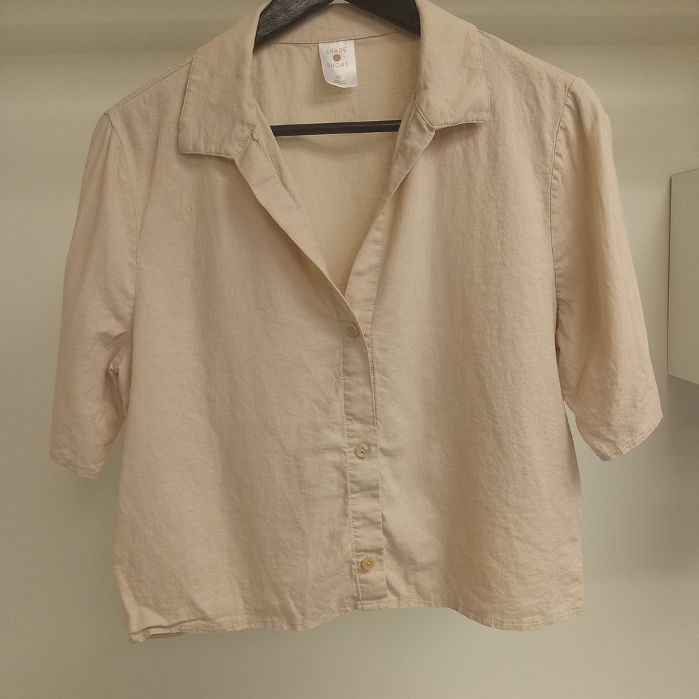 Shade & Shore Beige Button-Down Short Sleeve Shirt